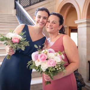 Meet your Posher, Laurie